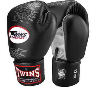 Боксерские перчатки Twins Special с рисунком (FBGV-6 black-silver)